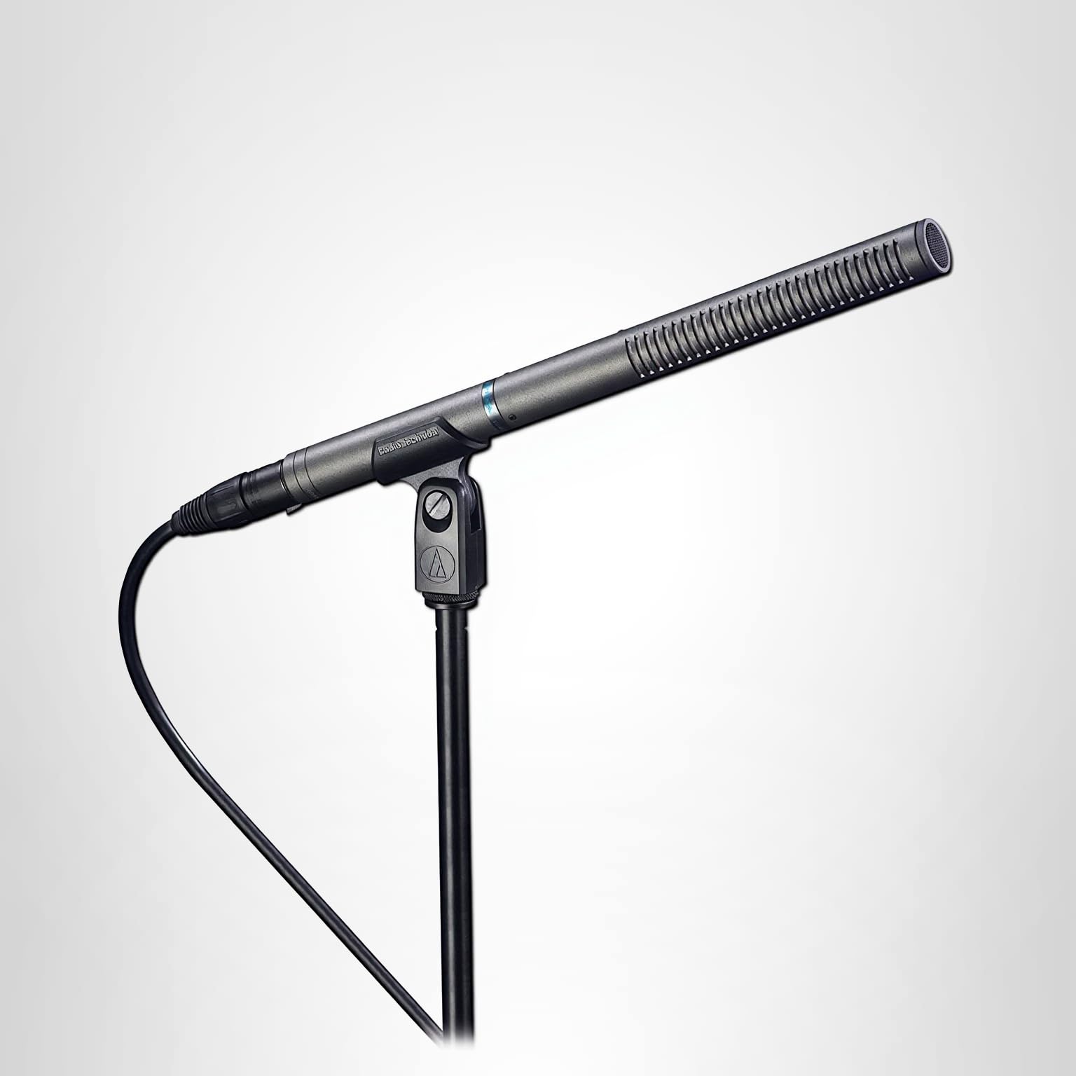 Amazon.com: Audio-Technica AT897 Line/Gradient Shotgun Condenser